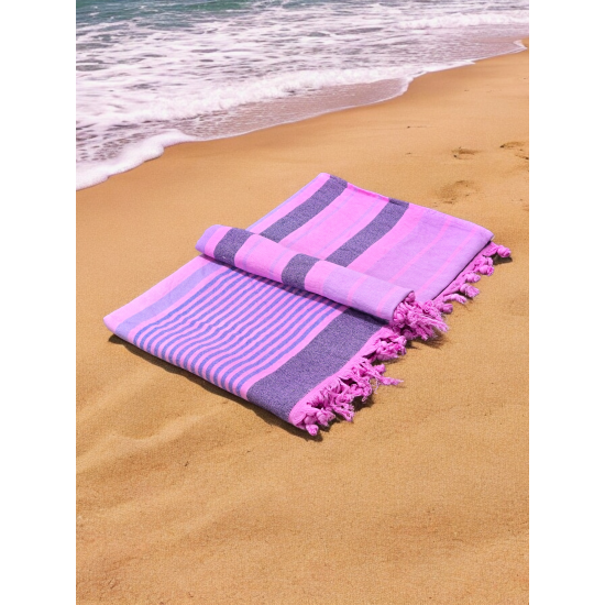 Pink Cotton Hammam Beach Towel with Knotted Tassles Pink Cotton Hammam Beach Towel with Knotted Tassles